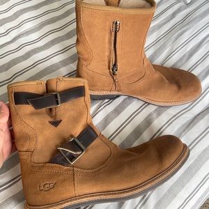 Ugg fleece lined boots